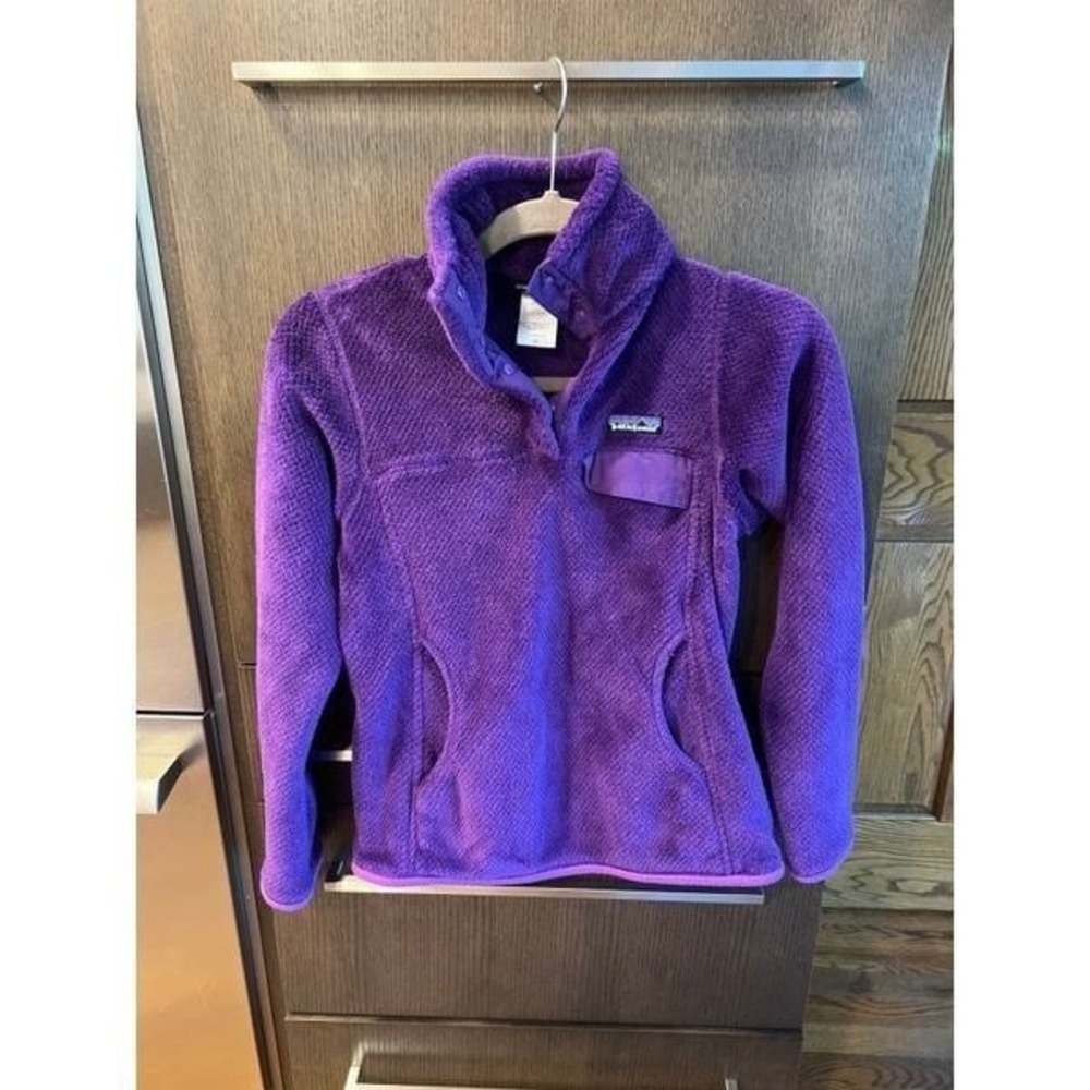 Patagonia Women's Re-Tool Snap-T Pullover Purple‎ Size XS Plum
